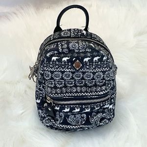 NWOT Black & White Print Purse/Detachable Crossbody Strap/Loop To Attach To Belt